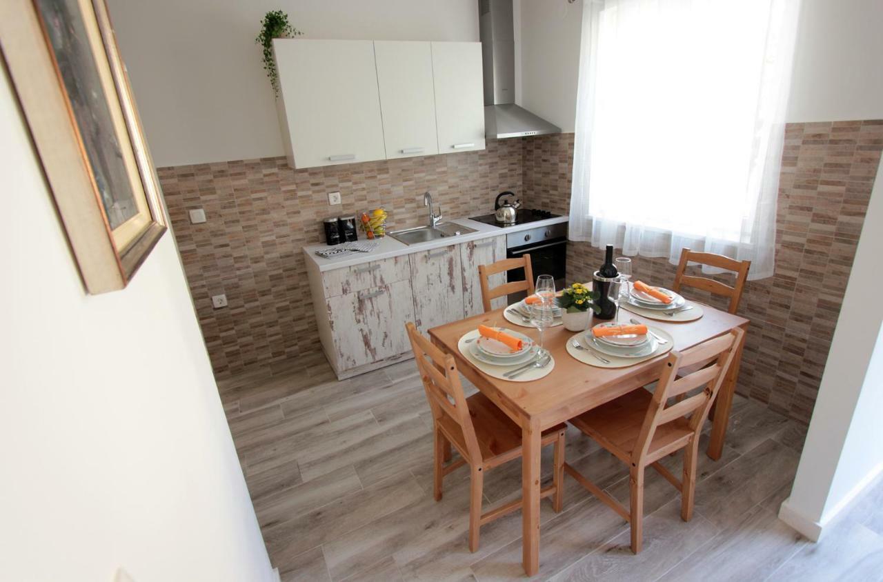 Apartment Dea Stobreč Buitenkant foto
